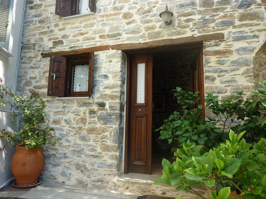 Hotel Arhontiko Prepala Neochori  Zimmer foto